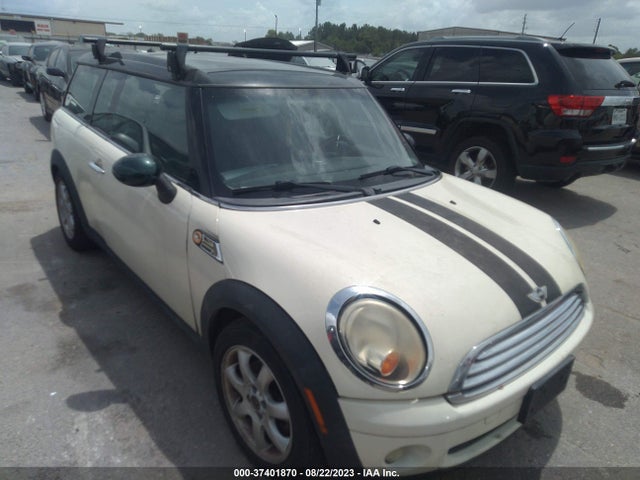 2010 MINI COOPER CLUBMAN WMWML3C56ATX51604 Photo 0