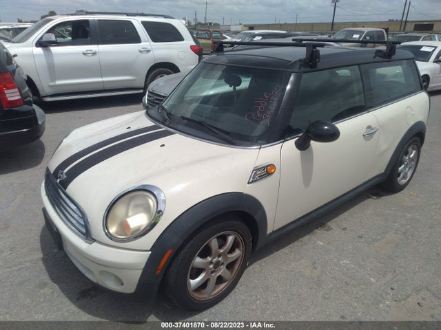 2010 MINI COOPER CLUBMAN WMWML3C56ATX51604 Photo 1