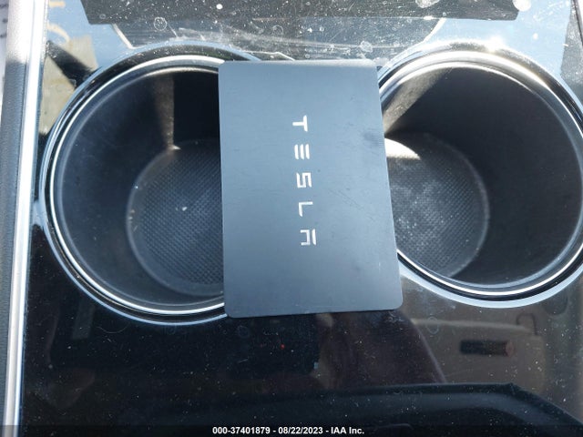 5YJYGDED8MF112988 Tesla Model Y Standard Range