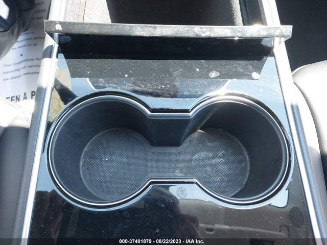 5YJYGDED8MF112988 Tesla Model Y Standard Range