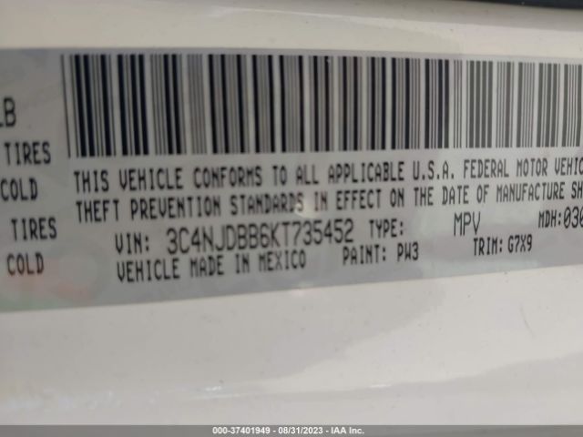3C4NJDBB6KT735452 Jeep Compass Latitude