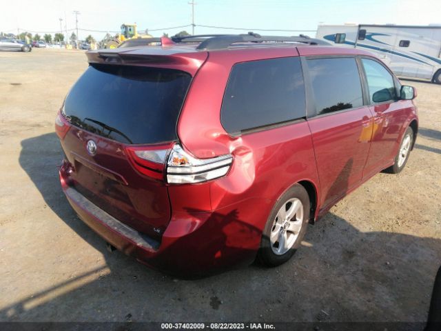 5TDKZ3DC5JS943732 Toyota SIENNA LE