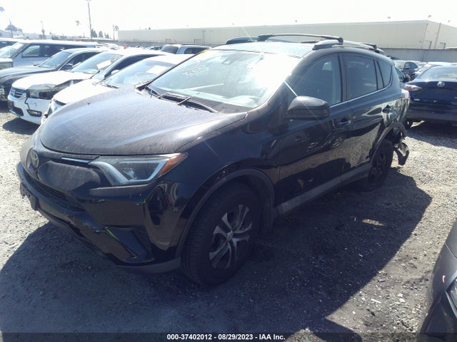 Toyota RAV4 LE 2018 2T3ZFREV6JW464986 Image 2