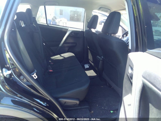 Toyota RAV4 LE 2018 2T3ZFREV6JW464986 Image 8