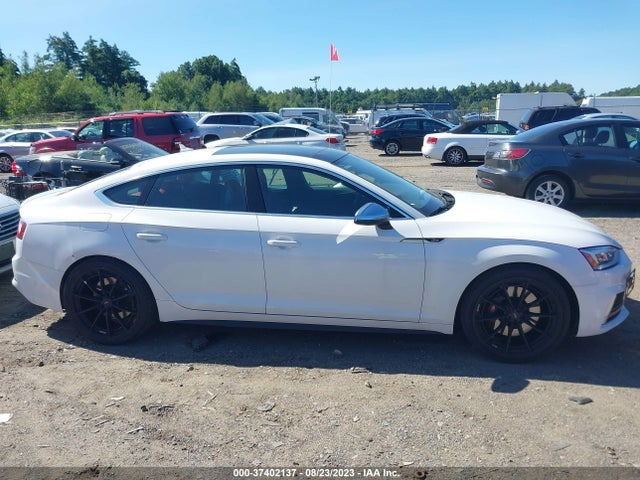 WAUB4CF55JA041363 Audi S5 Sportback Premium Plus