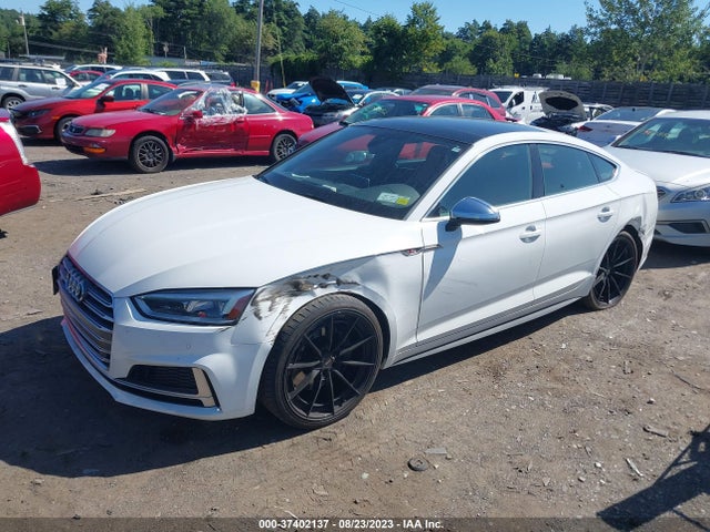 WAUB4CF55JA041363 Audi S5 Sportback Premium Plus