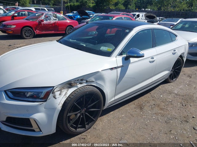 WAUB4CF55JA041363 Audi S5 Sportback Premium Plus