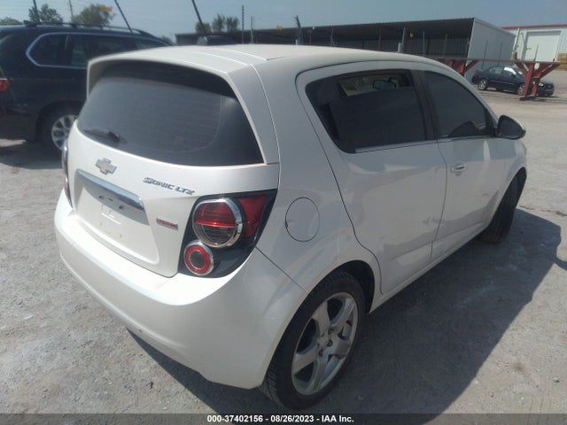 Chevrolet SONIC LTZ 2015 1G1JE6SB6F4112755 Image 4