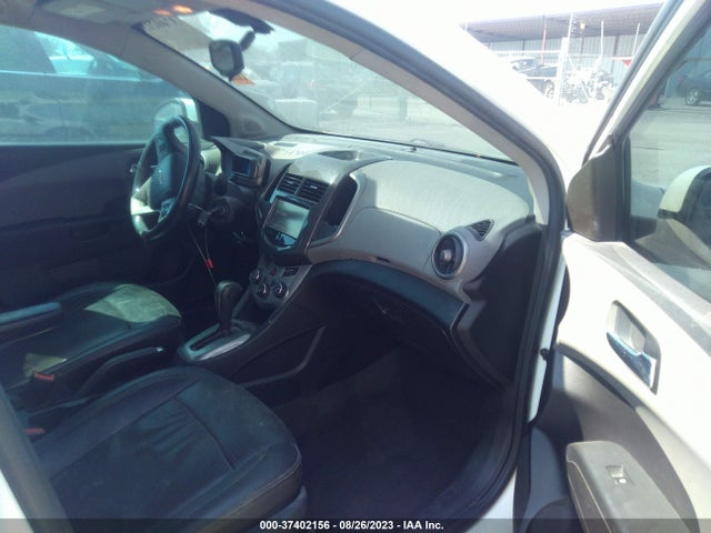 Chevrolet SONIC LTZ 2015 1G1JE6SB6F4112755 Image 5