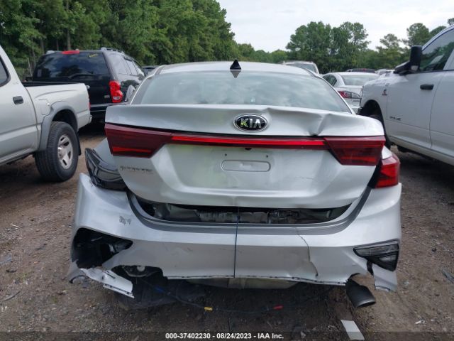 3KPF24AD1KE085549 KIA Forte Lxs