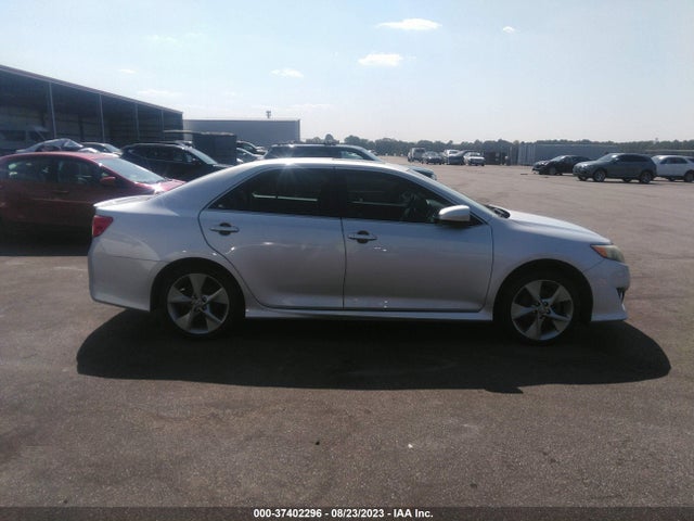 2012 TOYOTA CAMRY SE/XLE VIN: 4T1BK1FK4CU007043
