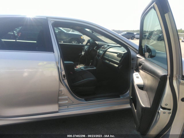 2012 TOYOTA CAMRY SE/XLE VIN: 4T1BK1FK4CU007043