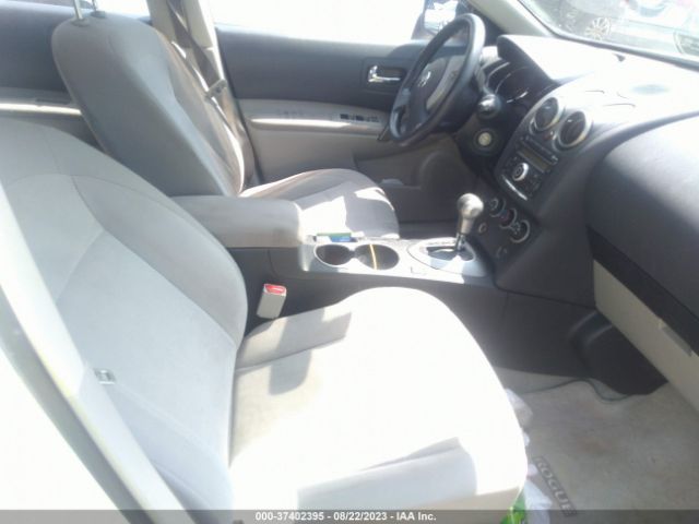 JN8AS5MT8EW602427 Nissan Rogue Select S