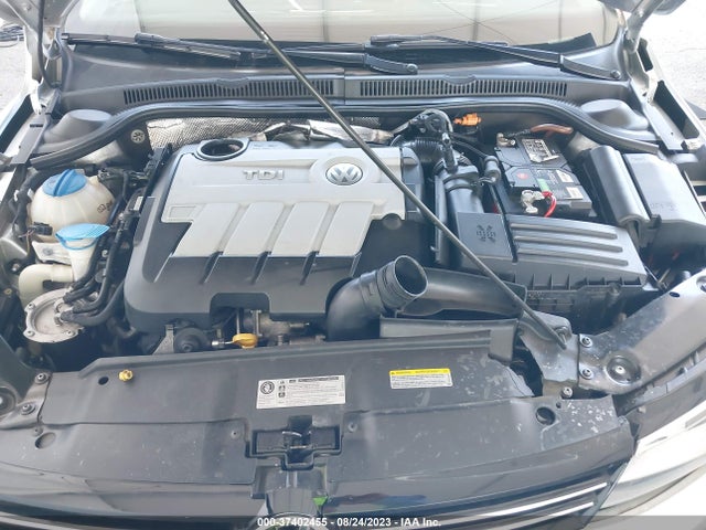 3VWLL7AJ9EM436285 Volkswagen Jetta Sedan Tdi W/premium