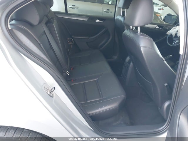 3VWLL7AJ9EM436285 Volkswagen Jetta Sedan Tdi W/premium