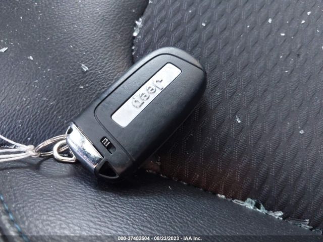 3C4NJDBB0NT156851 Jeep Compass Latitude