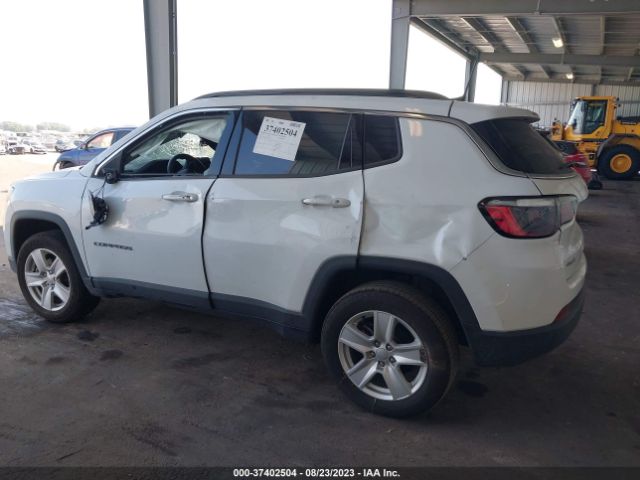 3C4NJDBB0NT156851 Jeep Compass Latitude