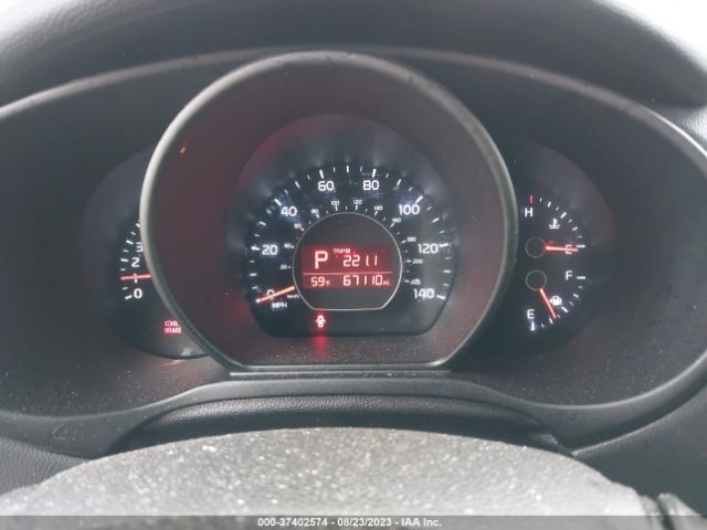 KNDJN2A27E7707970 KIA Soul Base