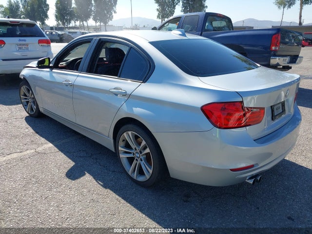 BMW 328I 2014 WBA3C1C58EK114953 Image 3