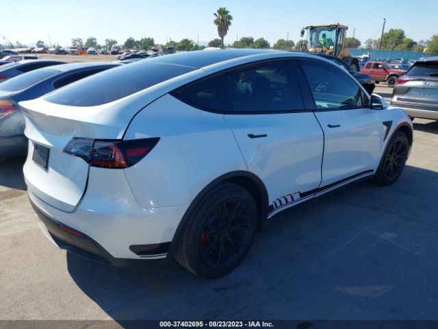 7SAYGDEE3NF354312 Tesla Model Y Long Range