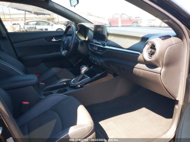 3KPF34AD2ME341200 KIA Forte Gt-line