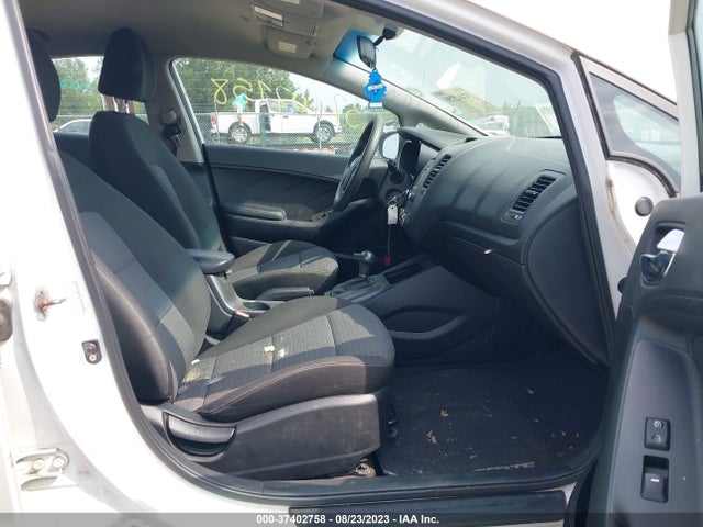 KIA FORTE LX 2016 KNAFX4A60G5556772 Image 5