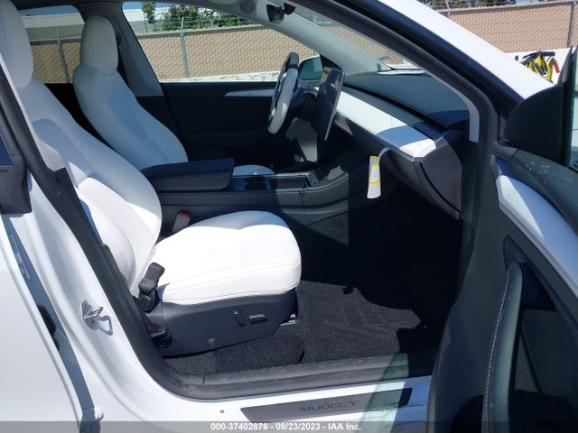 7SAYGDEF3PF825483 Tesla Model Y Performance