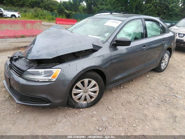 3VW2K7AJ8EM404796 Volkswagen Jetta Sedan S