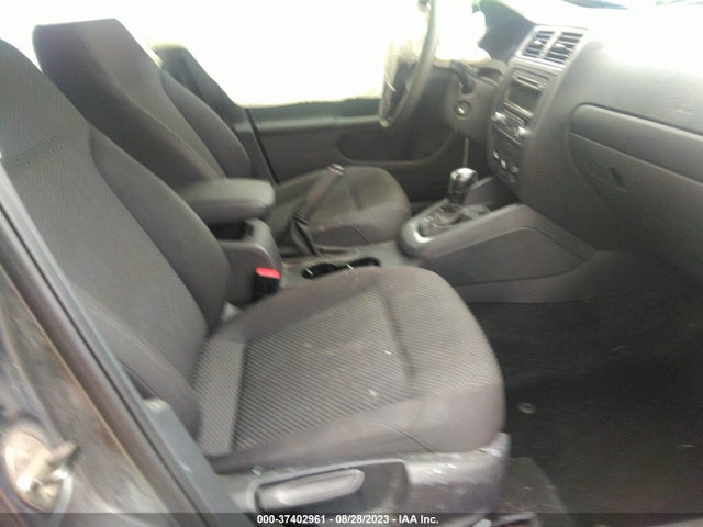 3VW2K7AJ8EM404796 Volkswagen Jetta Sedan S