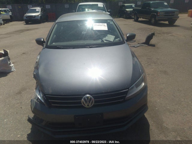 3VW267AJ3GM212676 Volkswagen Jetta Sedan 1.4t S