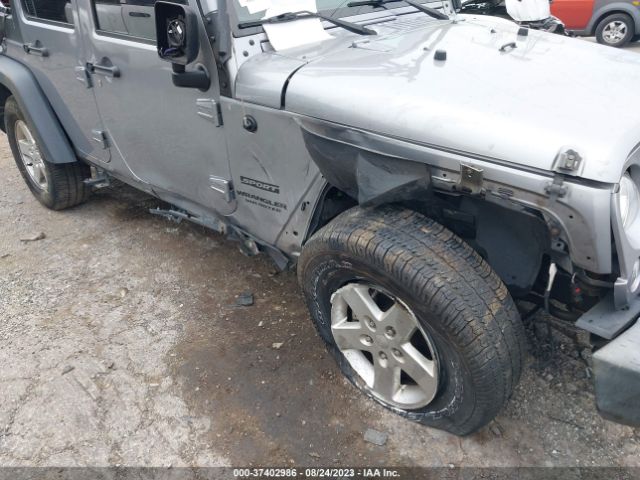 1C4BJWDG6HL574788 Jeep Wrangler Unlimited Sport
