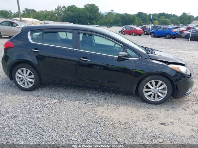 KNAFX5A83F5261235 KIA Forte 5-door Ex