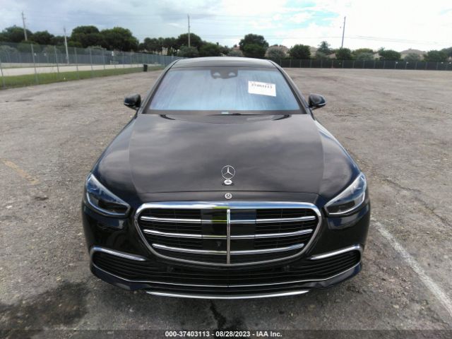 W1K6G6DB6NA071263 Mercedes-Benz S 500 4matic