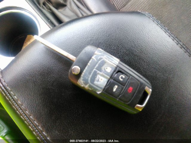 1G11D5SL1FF297484 Chevrolet MALIBU 2LT