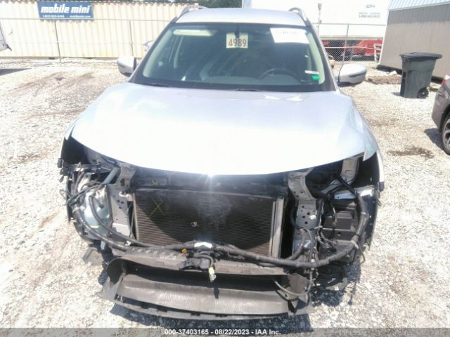 KNMAT2MT9JP552200 Nissan ROGUE SV