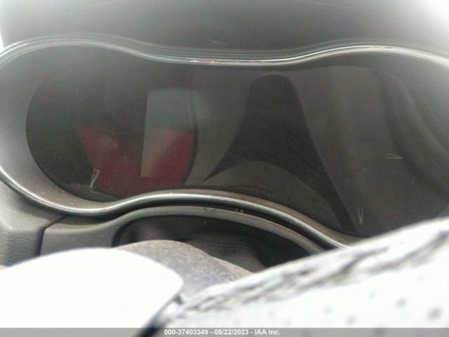 1C4RDHAG6JC439113 Dodge Durango Sxt