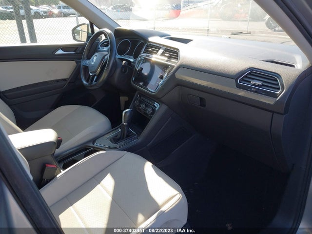 3VV3B7AX7KM100299 Volkswagen Tiguan Se/sel/sel R-line