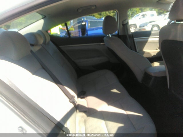 Hyundai ELANTRA SE 2017 5NPD84LFXHH033569 Image 15