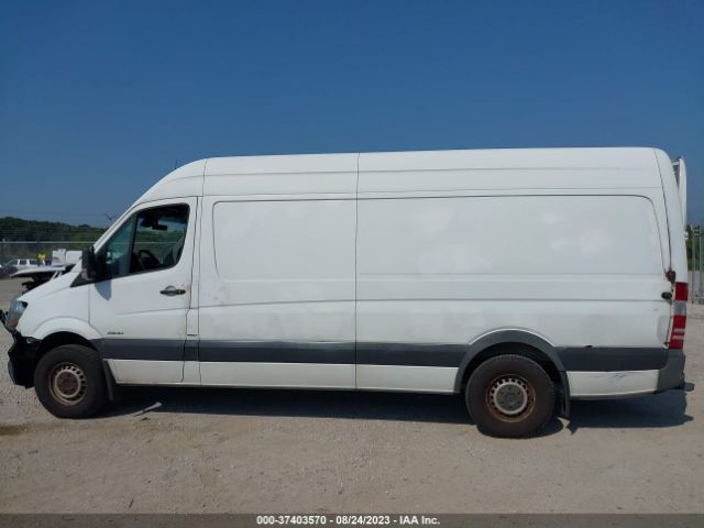 WD3PE8CC1E5879209 Mercedes-Benz SPRINTER CARGO VANS
