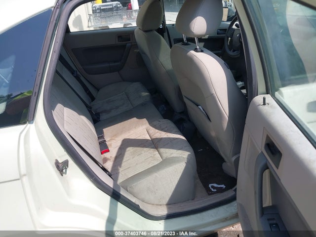 2010 FORD FOCUS SE VIN: 1FAHP3FN4AW146912