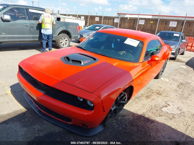 Dodge Challenger 392 Hemi Scat Pack Shaker 2016 2C3CDZFJ5GH358601 Image 2
