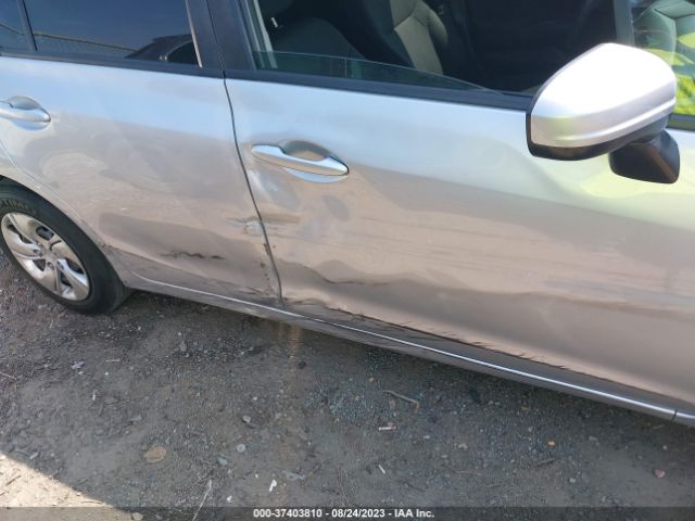19XFB2F50FE090883 Honda Civic Sedan Lx