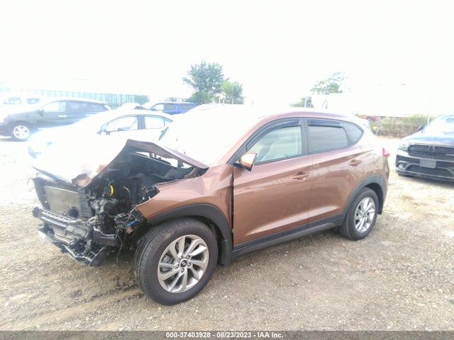 Hyundai TUCSON SE 2016 KM8J3CA48GU115801 Image 2