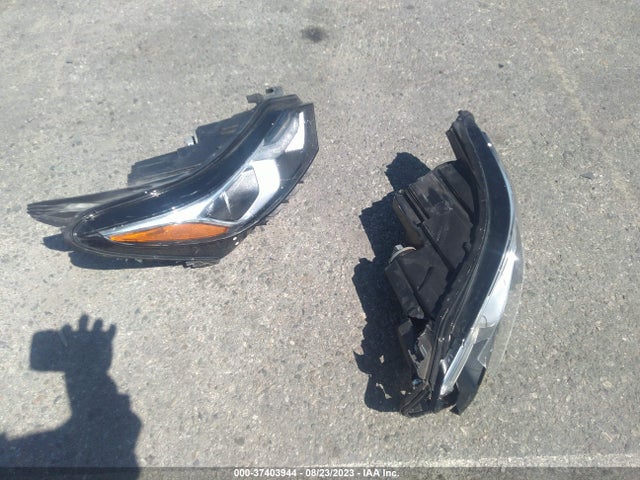 Chevrolet EQUINOX LT 2020 2GNAXJEV2L6260137 Image 12