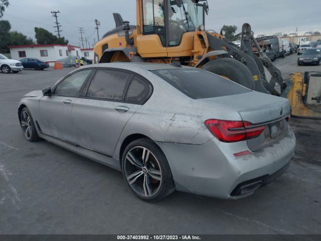 WBA7E2C52JB216292 BMW 7 Series 740i