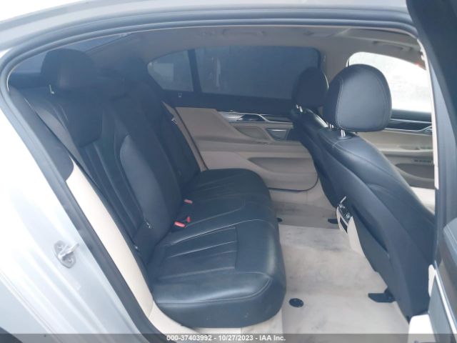 WBA7E2C52JB216292 BMW 7 Series 740i