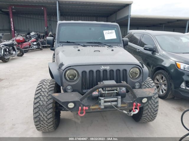 1C4BJWDG3HL617905 Jeep Wrangler Unlimited Sport