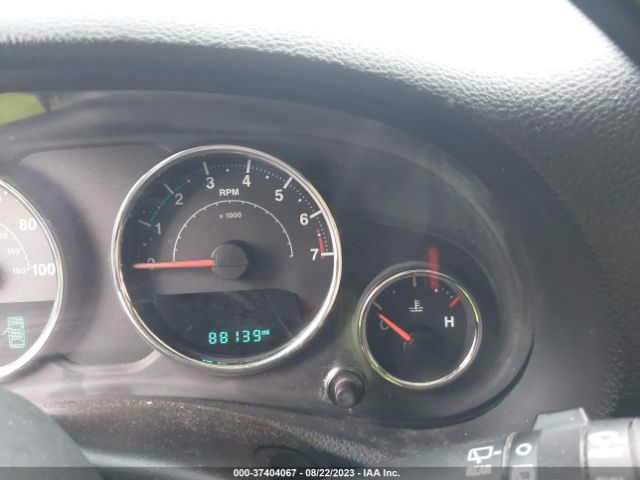 1C4BJWDG3HL617905 Jeep Wrangler Unlimited Sport