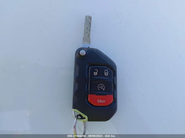 1C4HJXEG2KW580124 Jeep Wrangler Unlimited Sahara