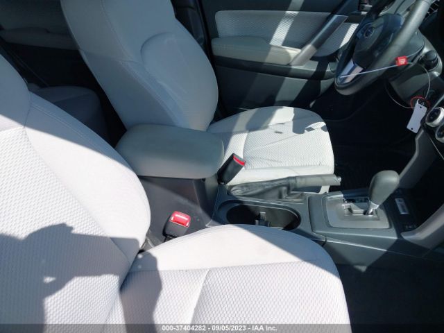JF2SJAEC4JH485858 Subaru Forester Premium
